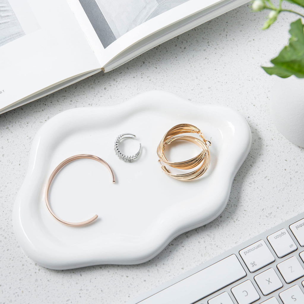 Lynagert Cloud Trinket Dish, Chubby Jewelry Tray, Ceramic Jewelry Ring Trinket Dish for Rings Earrings Necklace Organizer, Mother's Day Thanksgiving Christmas Birthday Bridesmaid Gifts (Silver)