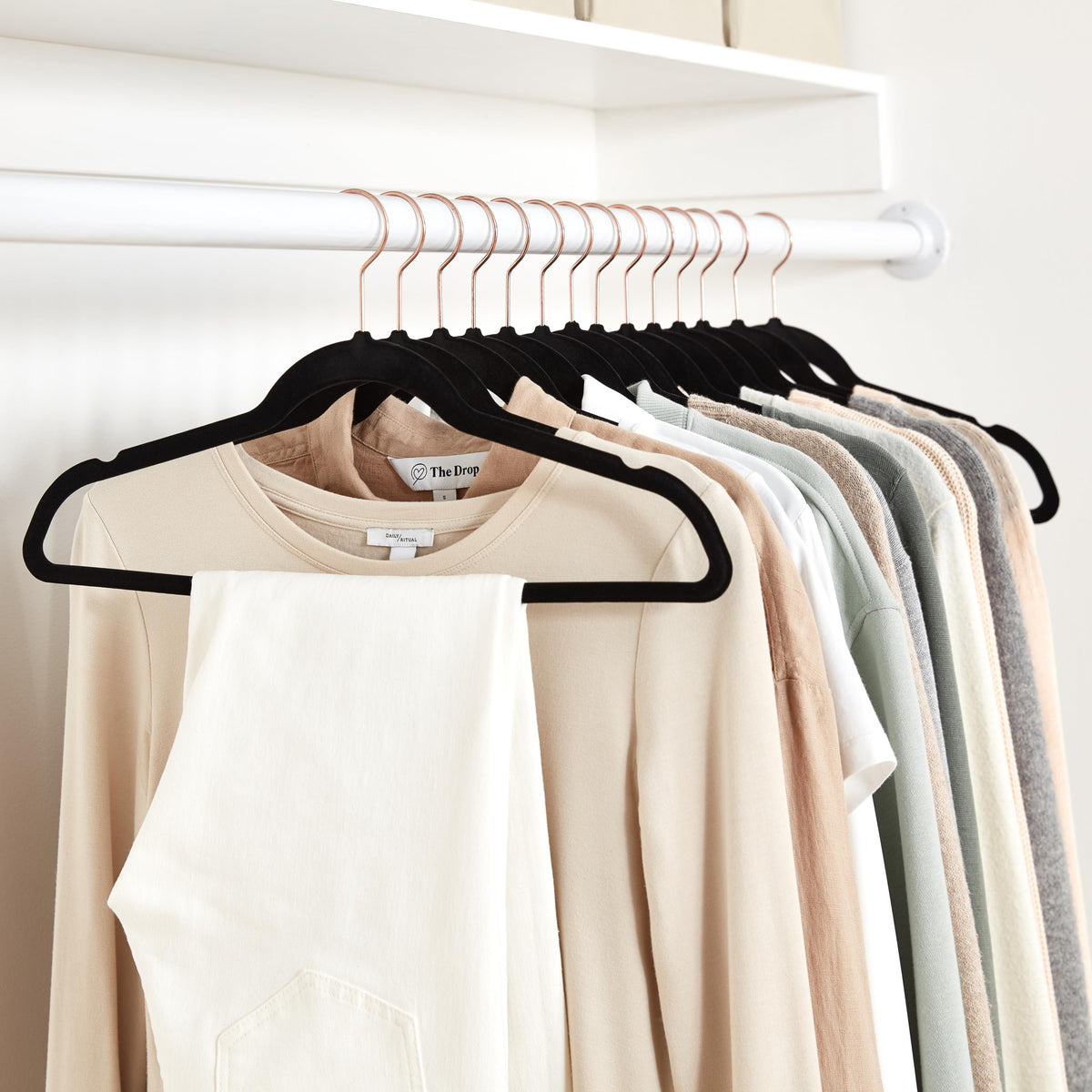 Amazon Basics Slim Velvet Non-Slip Space Saving Suit Clothes Hangers, Closet Organizer, Black, 50-Pack